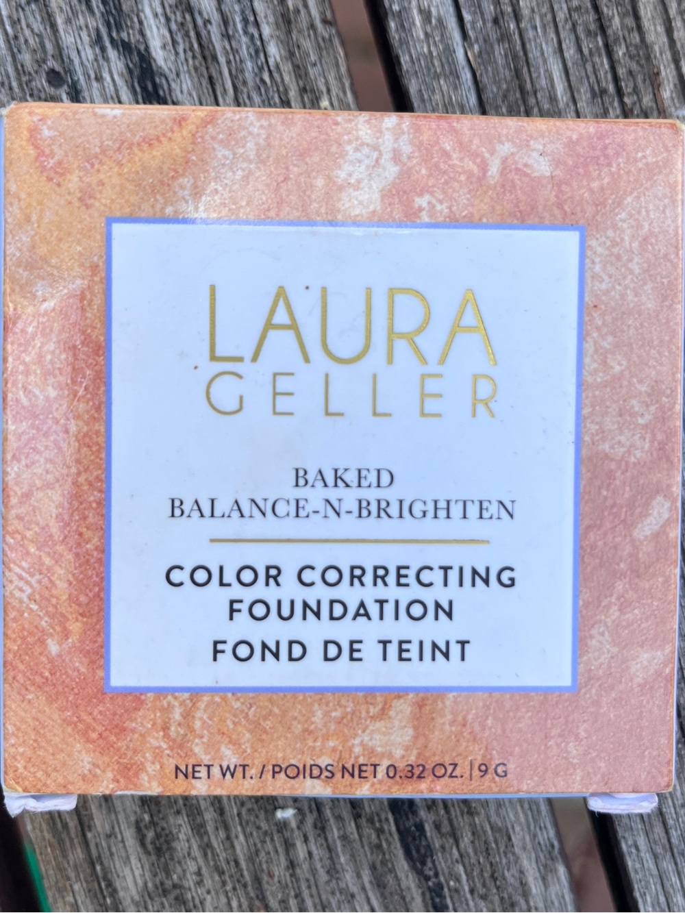 Laura Geller light Baked Color Correcting Foundation Compact made in Italy